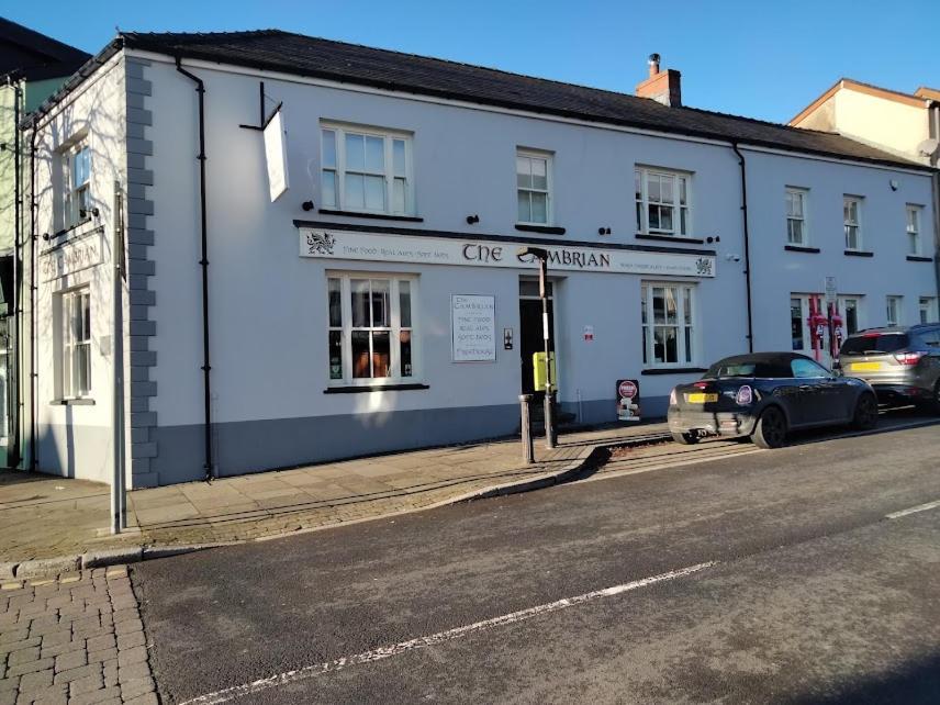 Cambrian Inn Tredegar Exterior foto